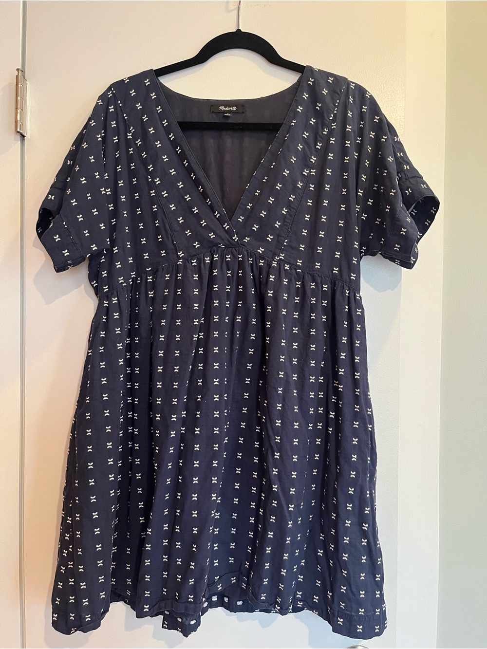 Madewell Navy Blue V-Neck Short Sleeve Babydoll Dress with White Geo Dots